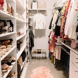 Meet your Posher, Denisea